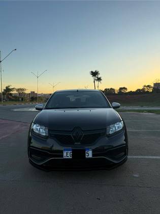 RENAULT SANDERO 2.0 16V HI-FLEX RS MANUAL RENAULT SANDERO 2.0 16V HI-FLEX RS MANUAL